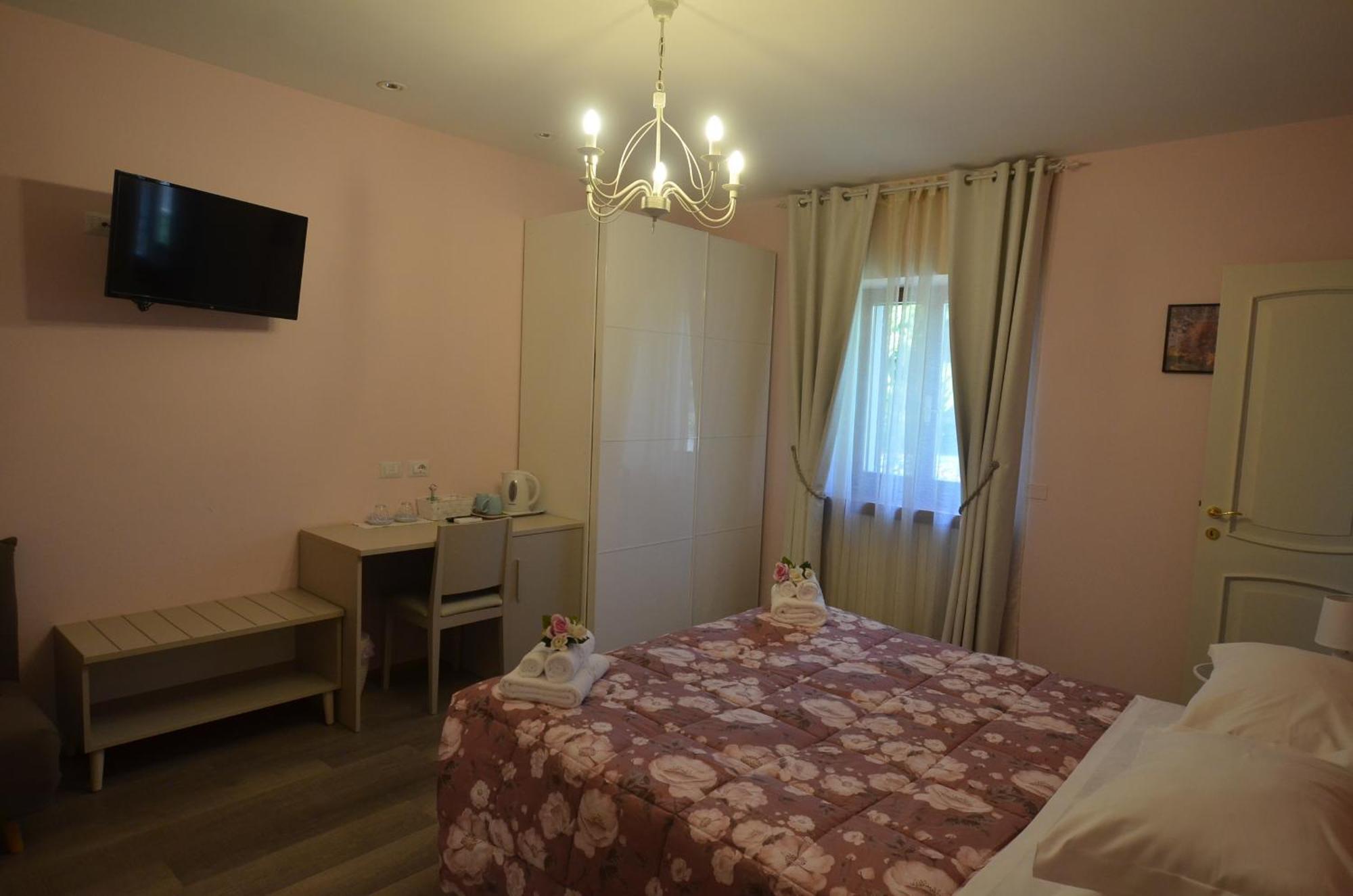 イェージ La Coccinella Bed & Breakfast エクステリア 写真