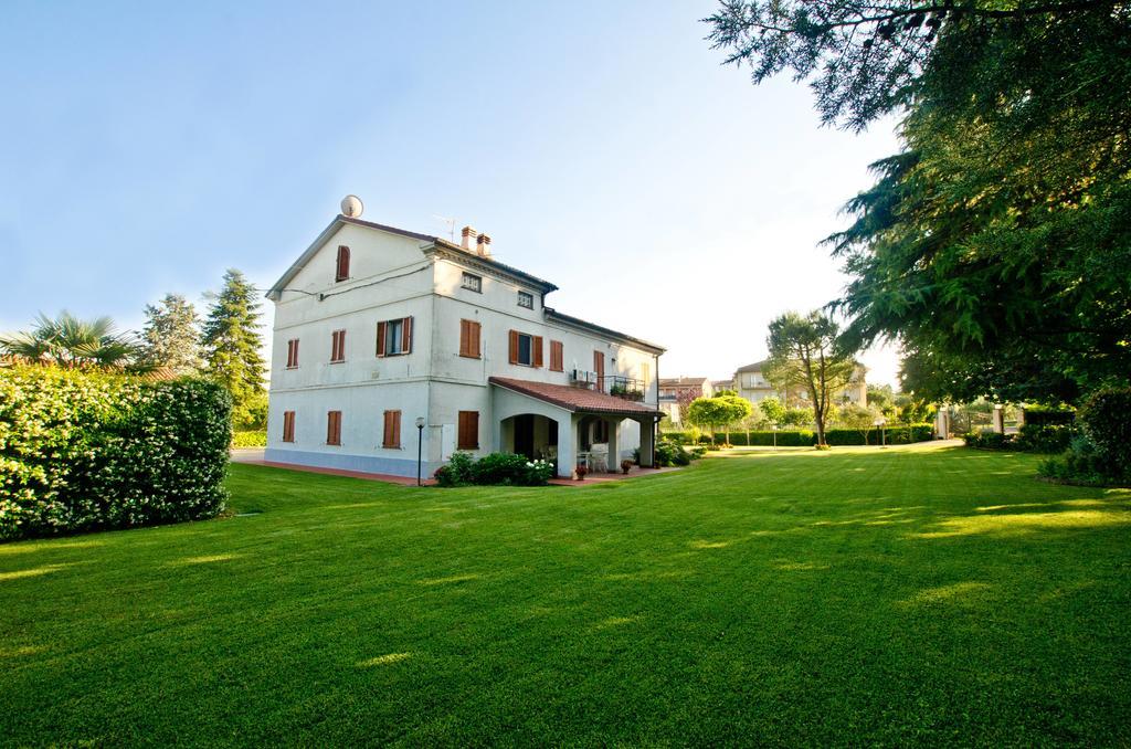 イェージ La Coccinella Bed & Breakfast エクステリア 写真